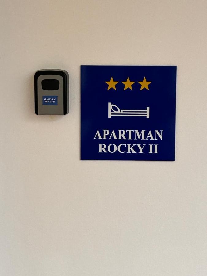 Apartment Rocky II Zara Esterno foto